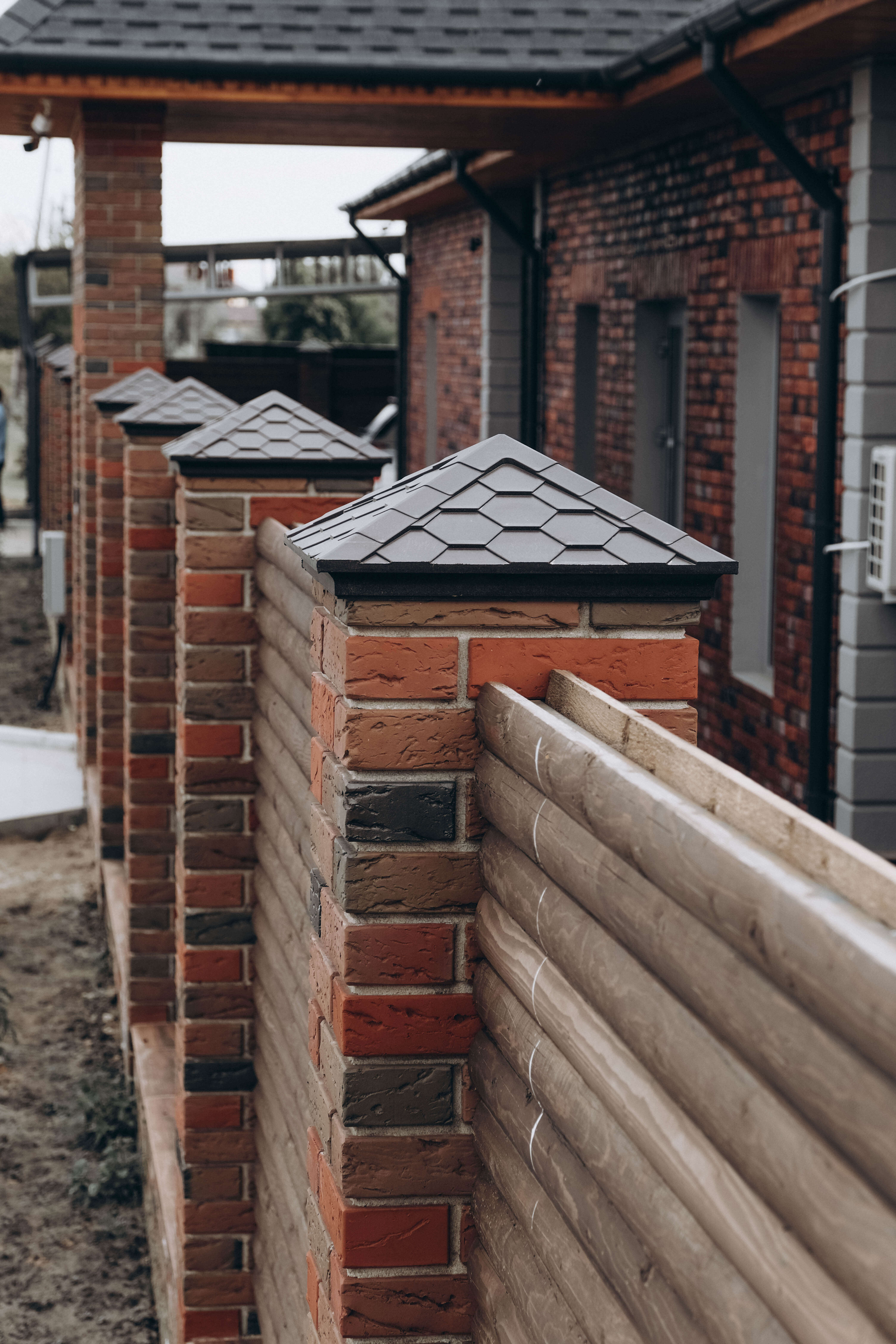 Колпак Zking Эверест Коричневый на столб 1.5х1.5 кирпича (390х390мм) в Челябинске фото